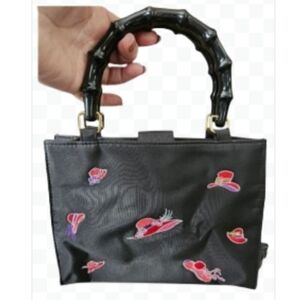 Tianni Black Bamboo Vintage Red Hat Society Grandmacore Bag